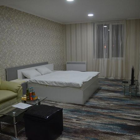 Dream Hotel Chisinau Luaran gambar