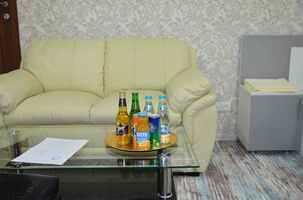 Dream Hotel Chisinau Luaran gambar