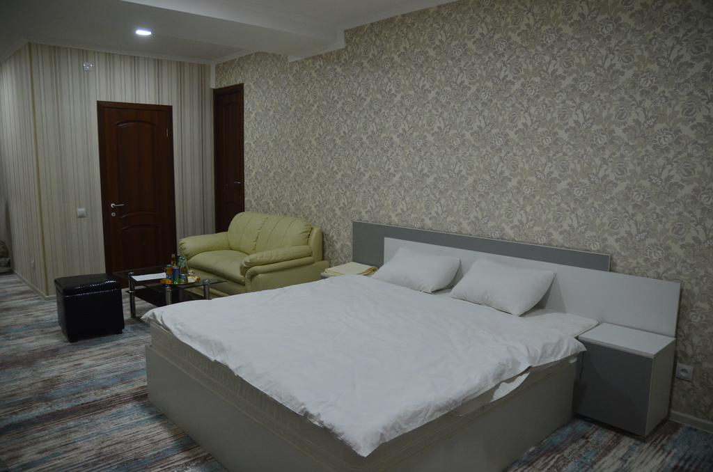 Dream Hotel Chisinau Luaran gambar
