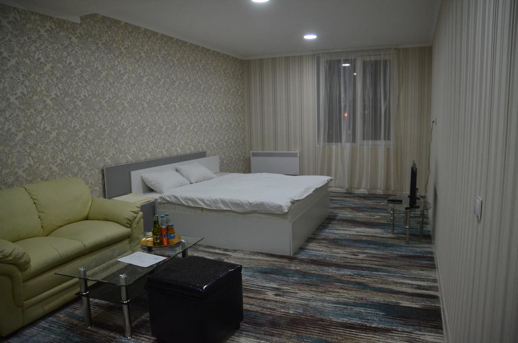 Dream Hotel Chisinau Luaran gambar