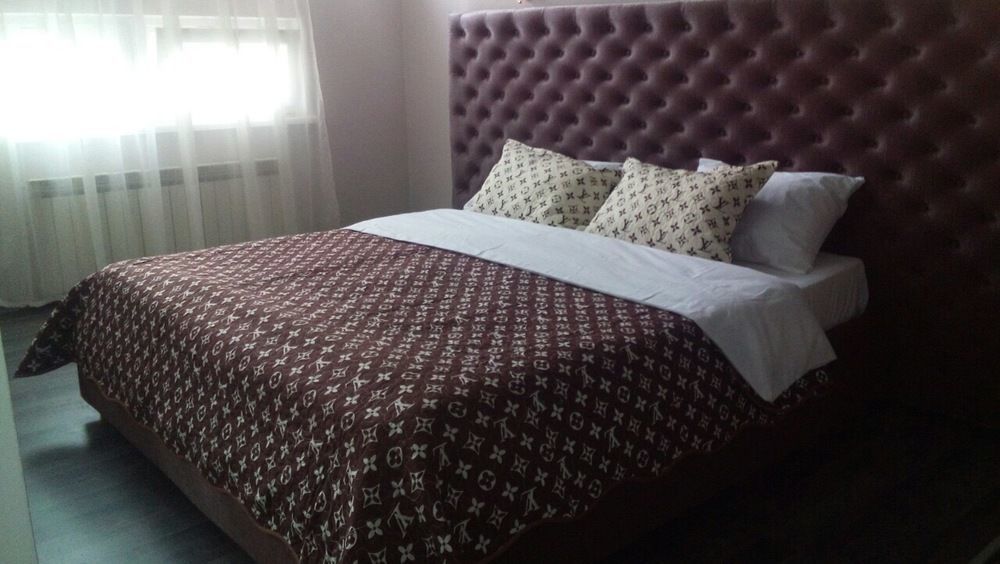 Dream Hotel Chisinau Luaran gambar